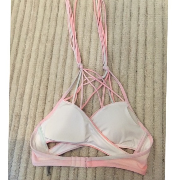 *BRAND NEW NEVER WORN* Pink Cutout Swim top - Picture 2 of 4